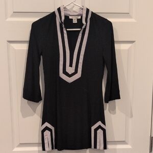 Black and White Women's Top Tunic